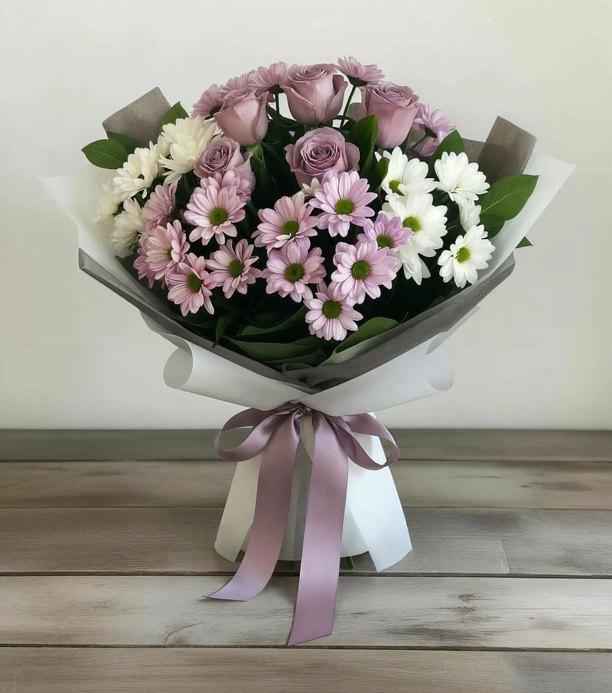 Букет цветов из: Хризантемы и Розы в Гойты