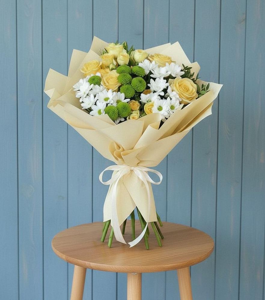 Букет цветов из: Хризантемы и Розы в Гойты