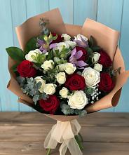 Букет цветов из:  Розы и Альстромерии #REPLACE_PRED# Гойты