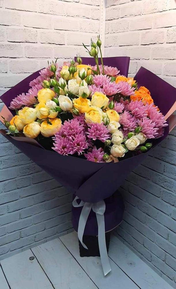 Букет цветов из: Хризантемы и Розы в Гойты