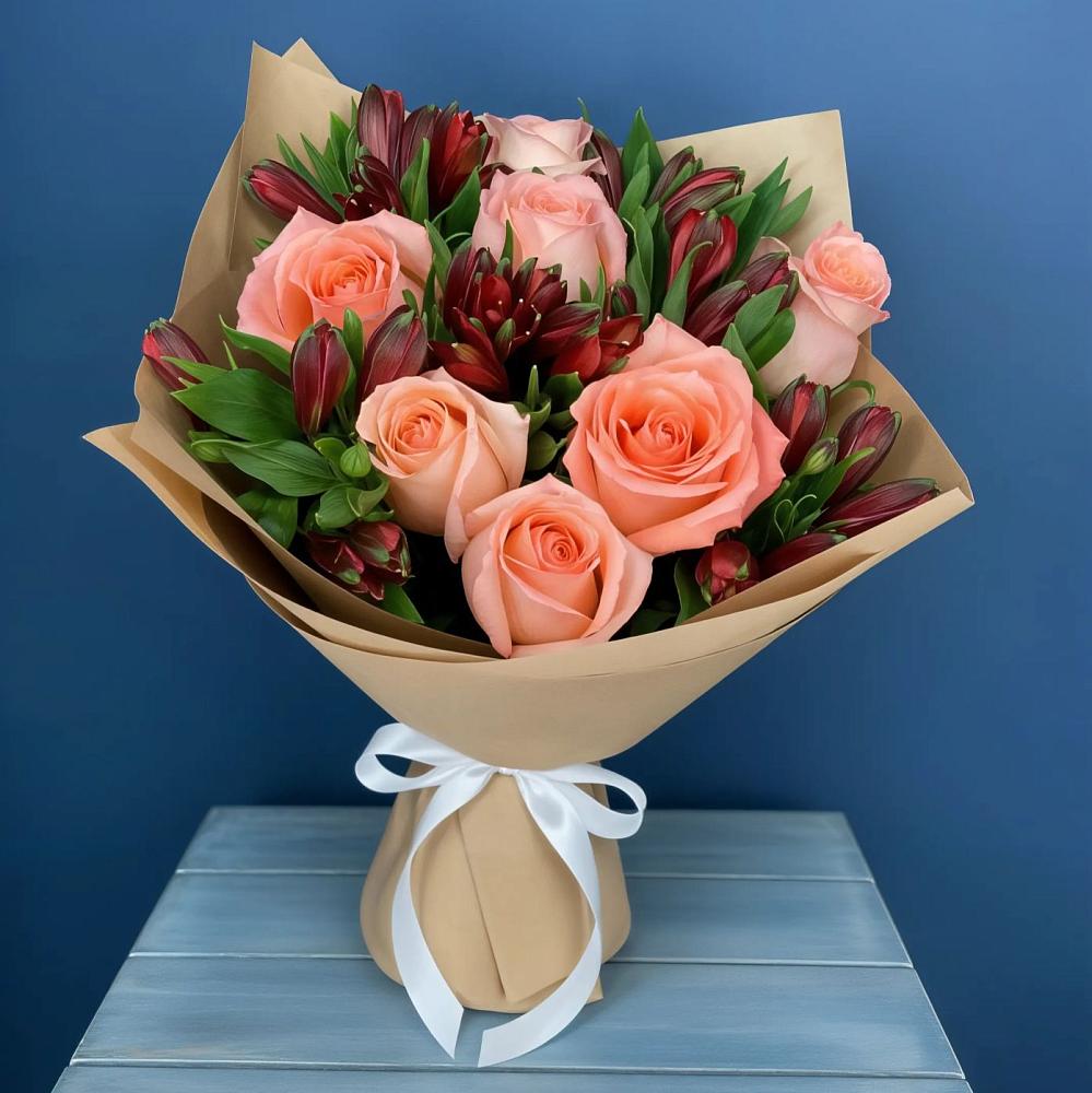 Букет цветов из: Розы и Альстромерии в Гойты