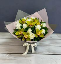 Букет цветов из:  Орхидеи и Розы в Гойты