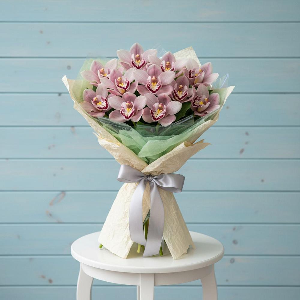 Букет цветов из: Орхидеи и Розы в Гойты