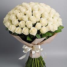 Букет 101 беля роза Белоснежка в Гойты