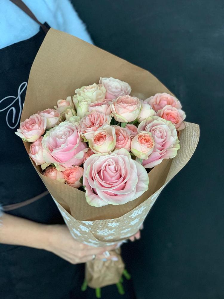 Букет цветов из: Хризантемы и Розы в Гойты