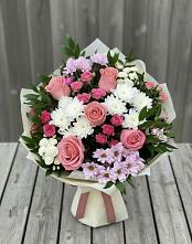 Букет цветов из:  Альстромерии, Гвоздики, Розы и Хризантемы в Гойты