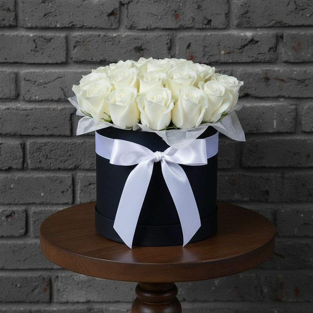 Цветочная композиция из Розы в шляпной коробке в Гойты