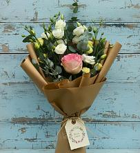 Букет цветов из:  Розы и Лизиантусы в Гойты